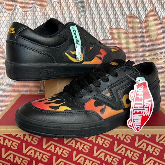 Vans WMNS Lowland Cc
(Lenticular)BIkprsmmnorng
VN0ATZY9QP
Sneakers G - Picture 9 of 16